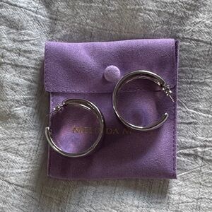 Melinda Maria She’s So Smooth Mama Hoops